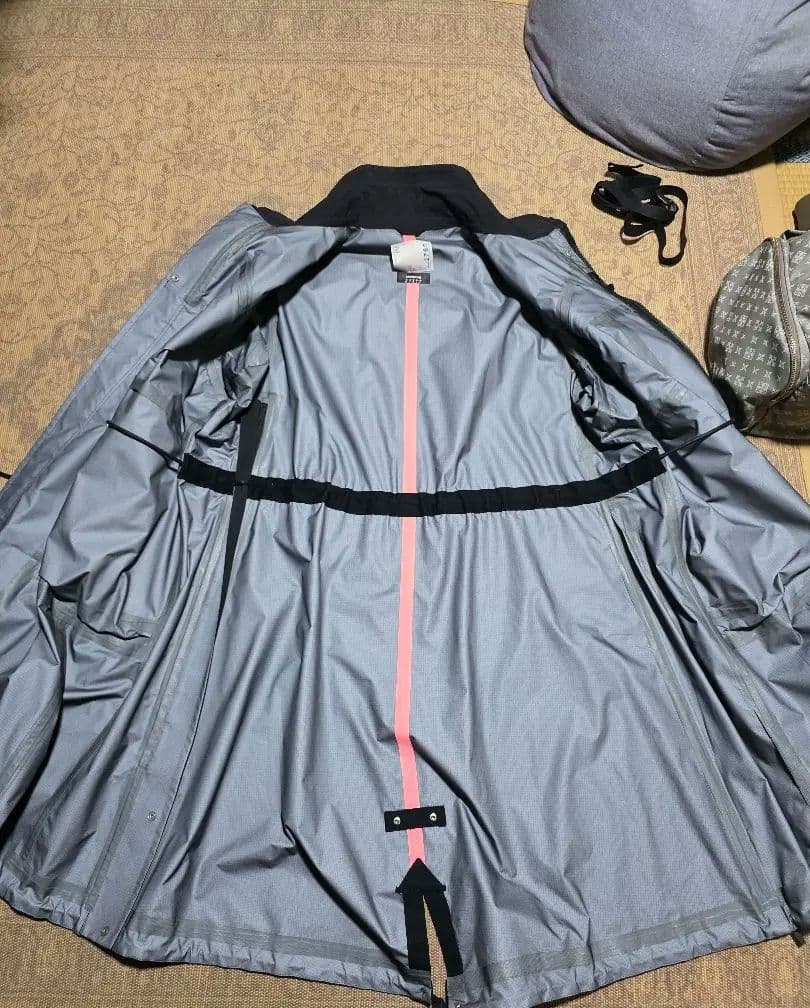 ACRONYM SACAI トレンチコート SAC-j2760