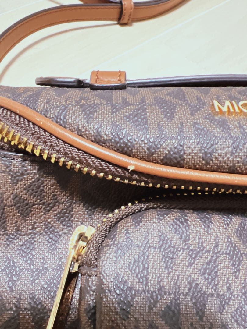 MICHEAL KORS バック