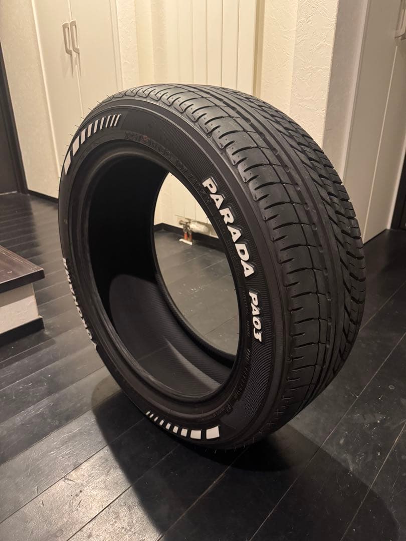 カル美品ヨコハマパラダPA03 225/50R18