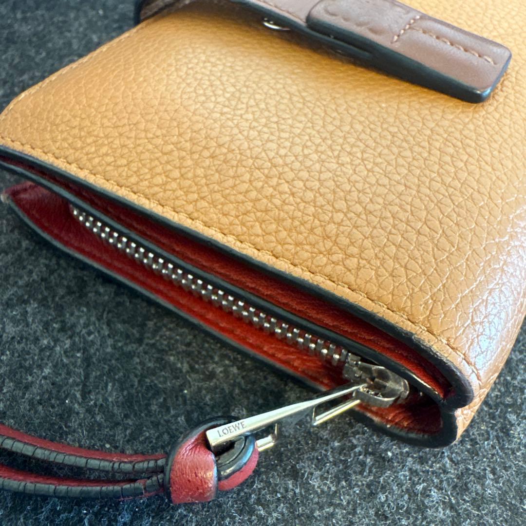 値下げ！【LOEWE ロエベ】二つ折り財布 ブラウン×ワインレッド