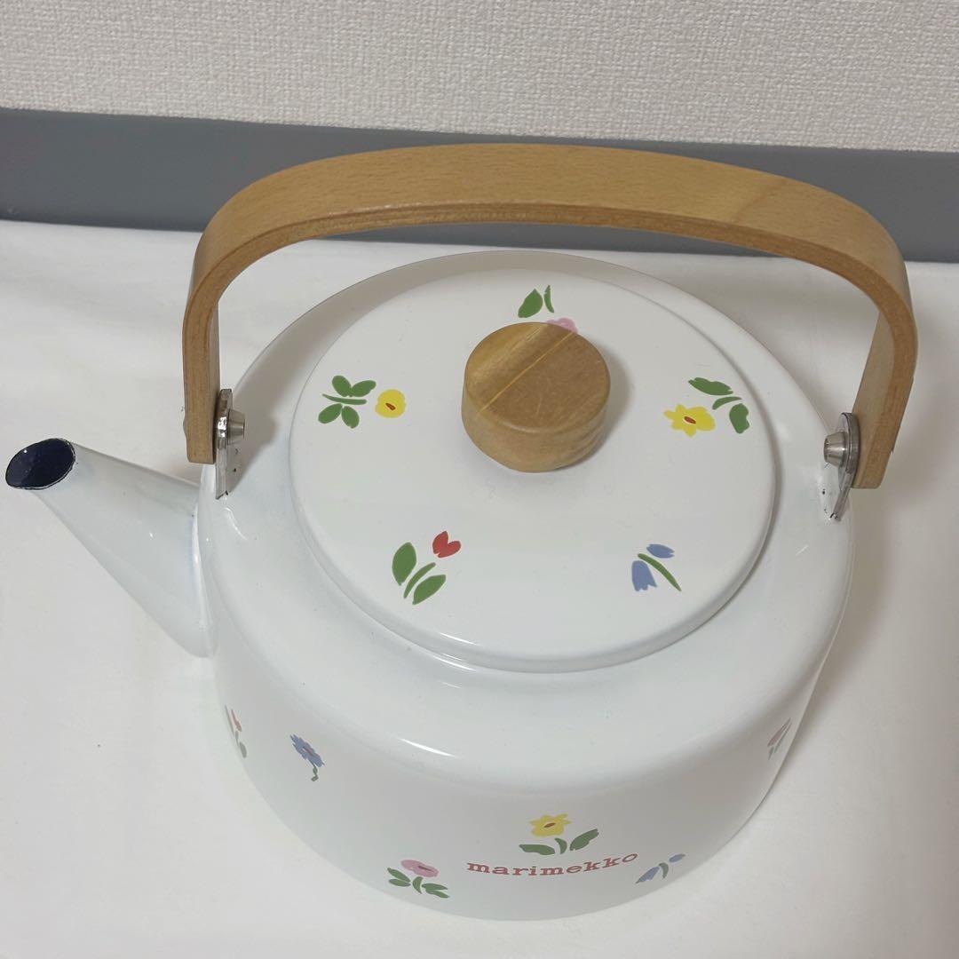 廃盤　marimekko マリメッコ　ケトル　やかん 花柄　ホーロー　2.8ℓ