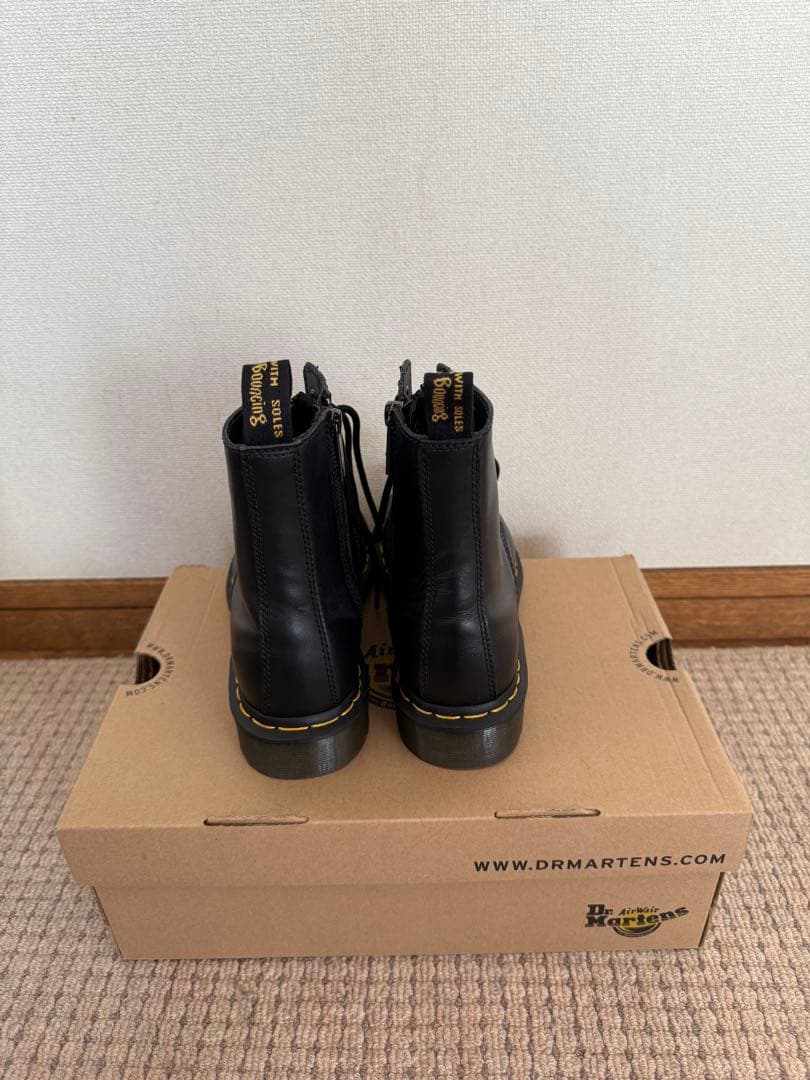 ドクターマーチンブーツ 1460 PASCAL FRNT ZIP UK5