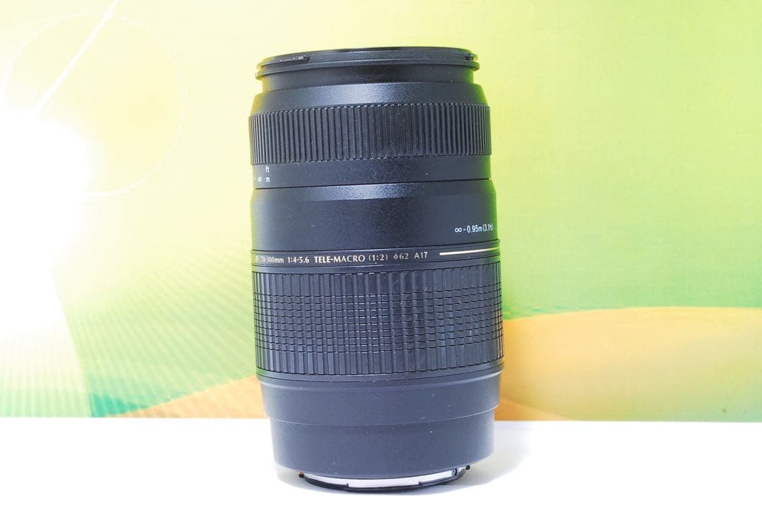 TAMRON 70-300mm 超望遠レンズ Canon用 フード付 美品