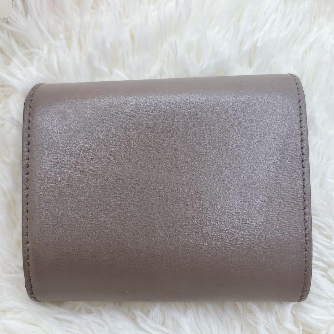 CELINE トリオンフ スモールフラップウォレット 三つ折り グレージュ