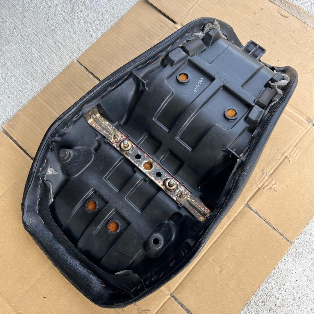GSX400 シート