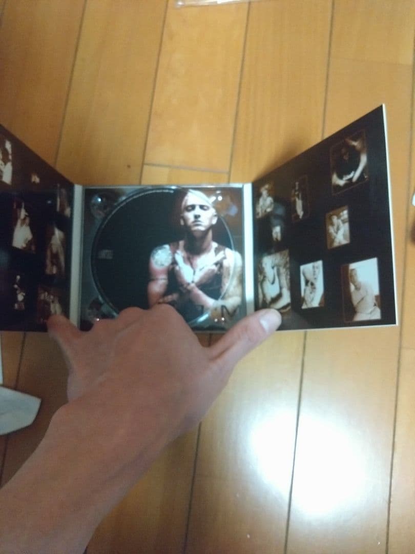 洋楽 EMINEM INFINITE