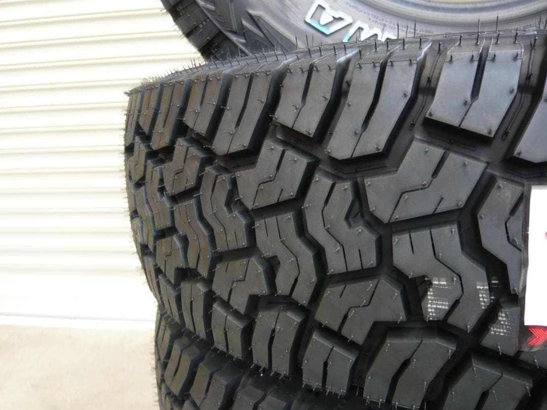 ヨコハマジオランダーX-AT☆235/70R16☆ホワイトレター