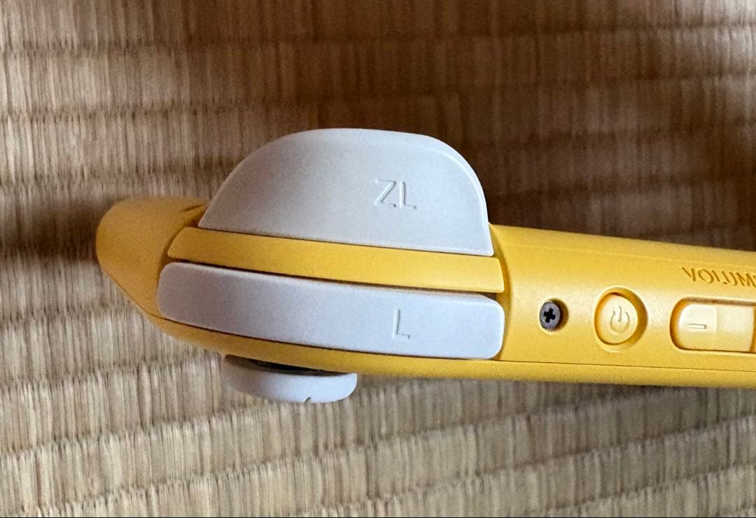 (ジャンク)Nintendo Switch Lite イエロー 本体のみ