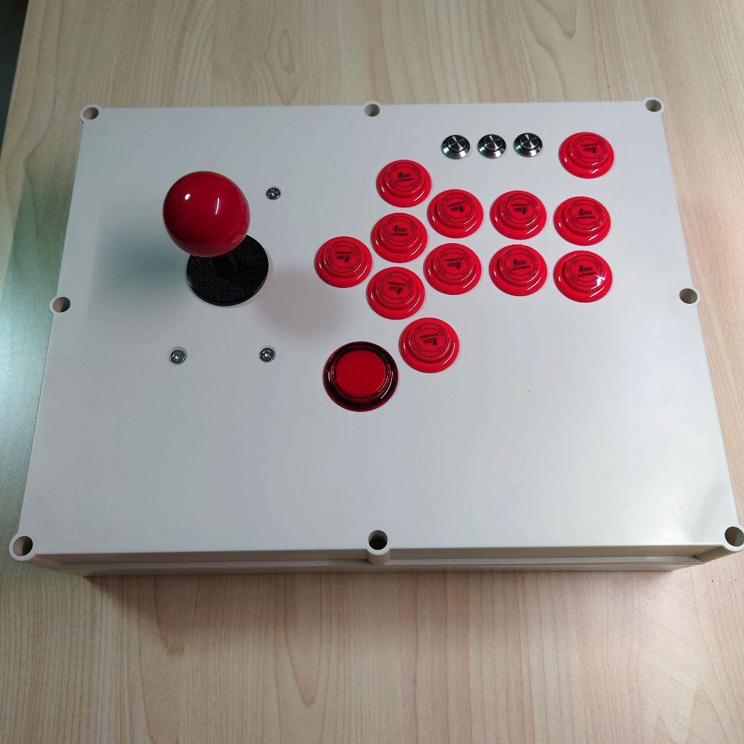 アーケードコントローラー　アケコン　自作　スト6仕様　レッド