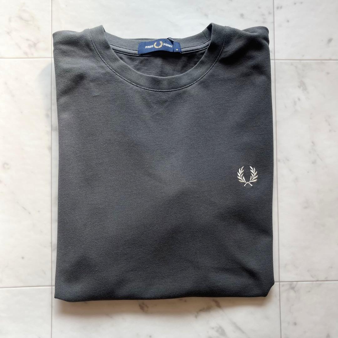 新品未使用タグ FRED PEARY フレッドペリー トップス シャツ ロゴ M