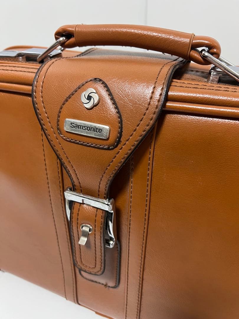 希少デザイン Samsonite サムソナイト カジュアルバッグ ブラウン