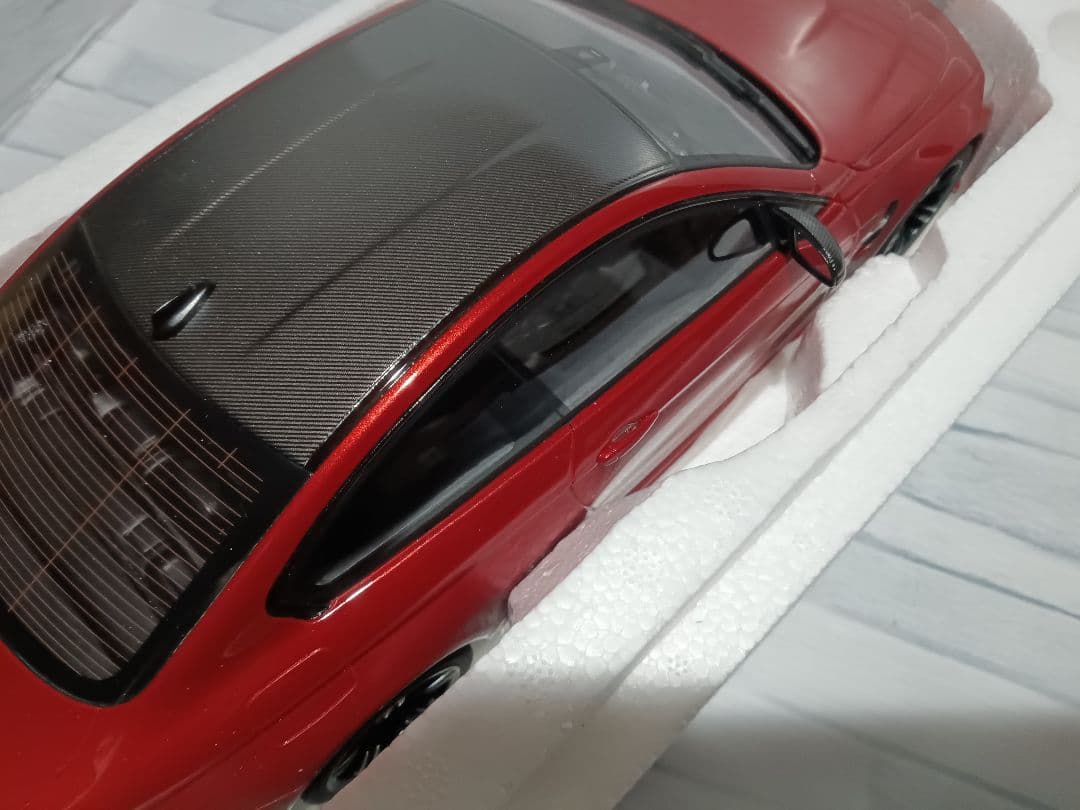1/18  M4 パフォーマンスエディション　ミニカー　オレンジ