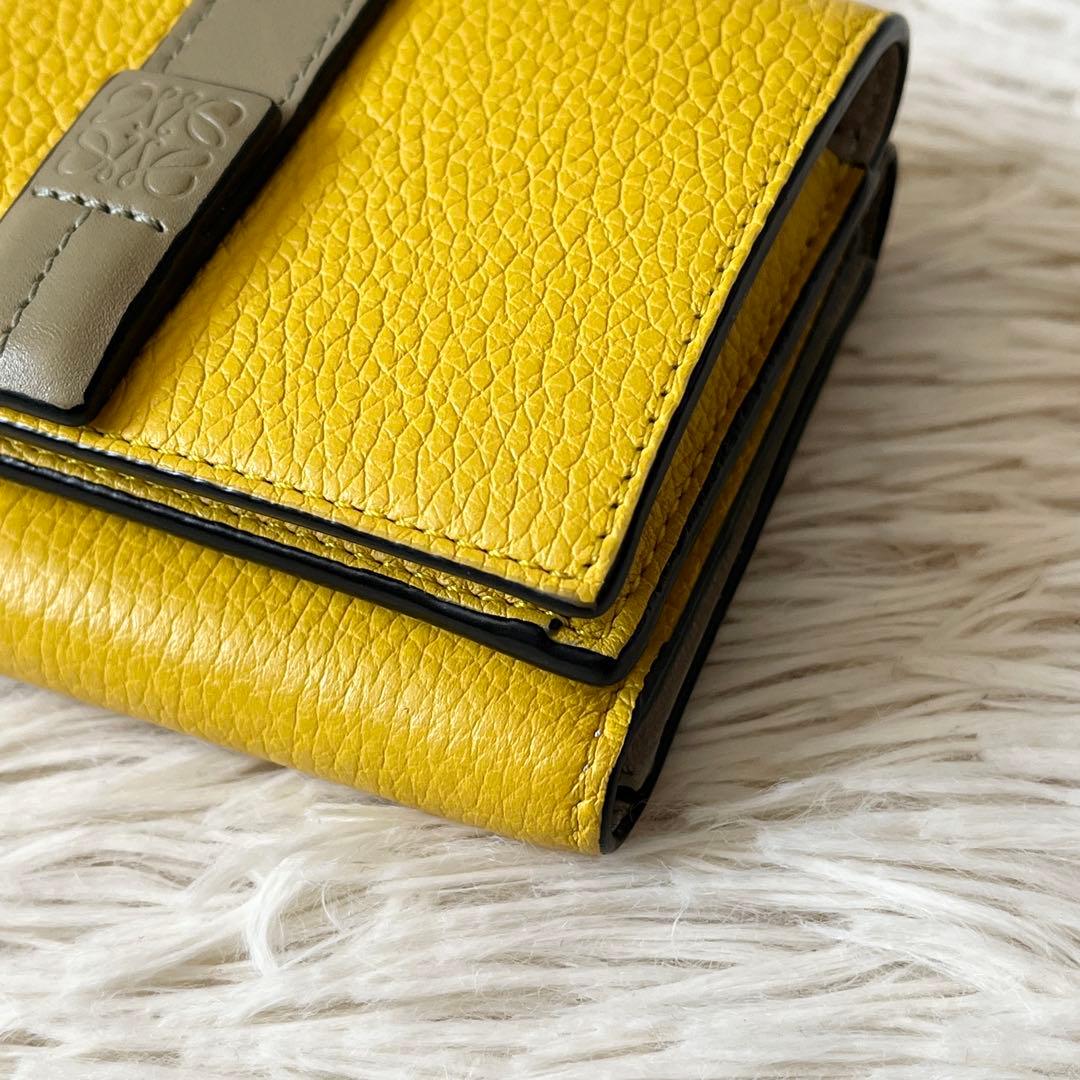 未使用級✨　LOEWE　アナグラム　三つ折り財布　トライフォールド