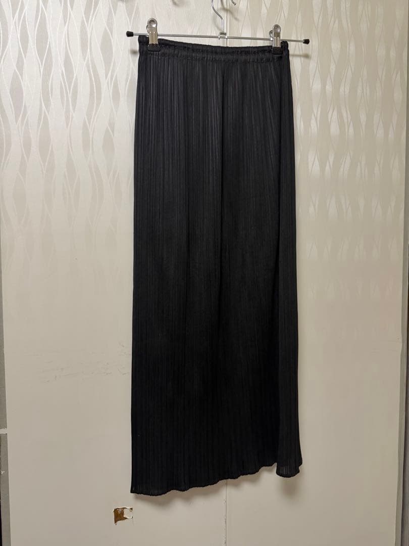 美品最終価格PLEATSPLEASE 黒ロングスカート