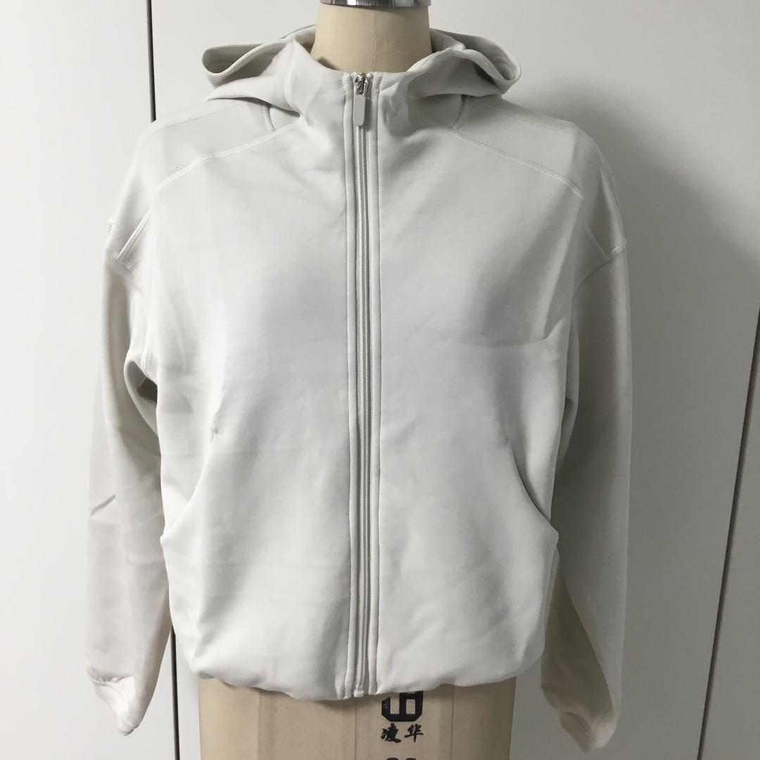 LULULEMON サイズ6 ホワイトジャージ上下セット フード付き