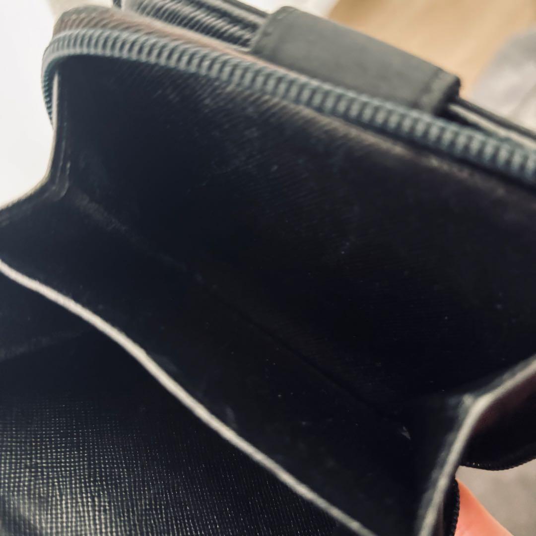 【本物】プラダ 二つ折り財布 三角ロゴ ナイロン 黒 サフィアーノレザー