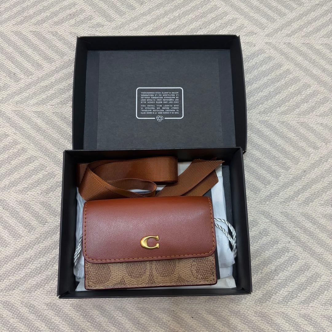 耀*ん様 【新品】COACH ミニ キャンバス トライフォールド ウォレット