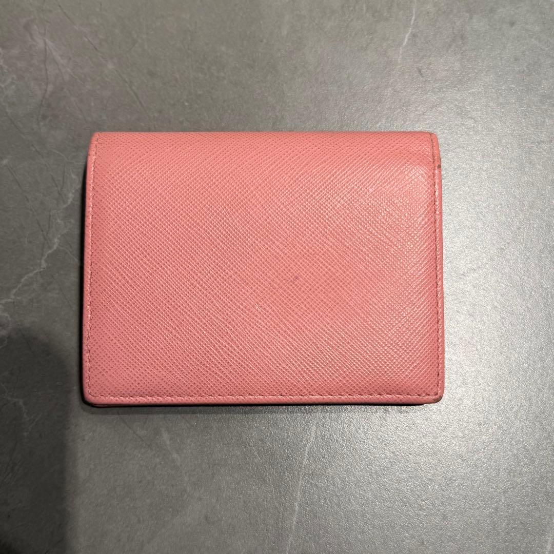 PRADA 二つ折り財布 ピンク