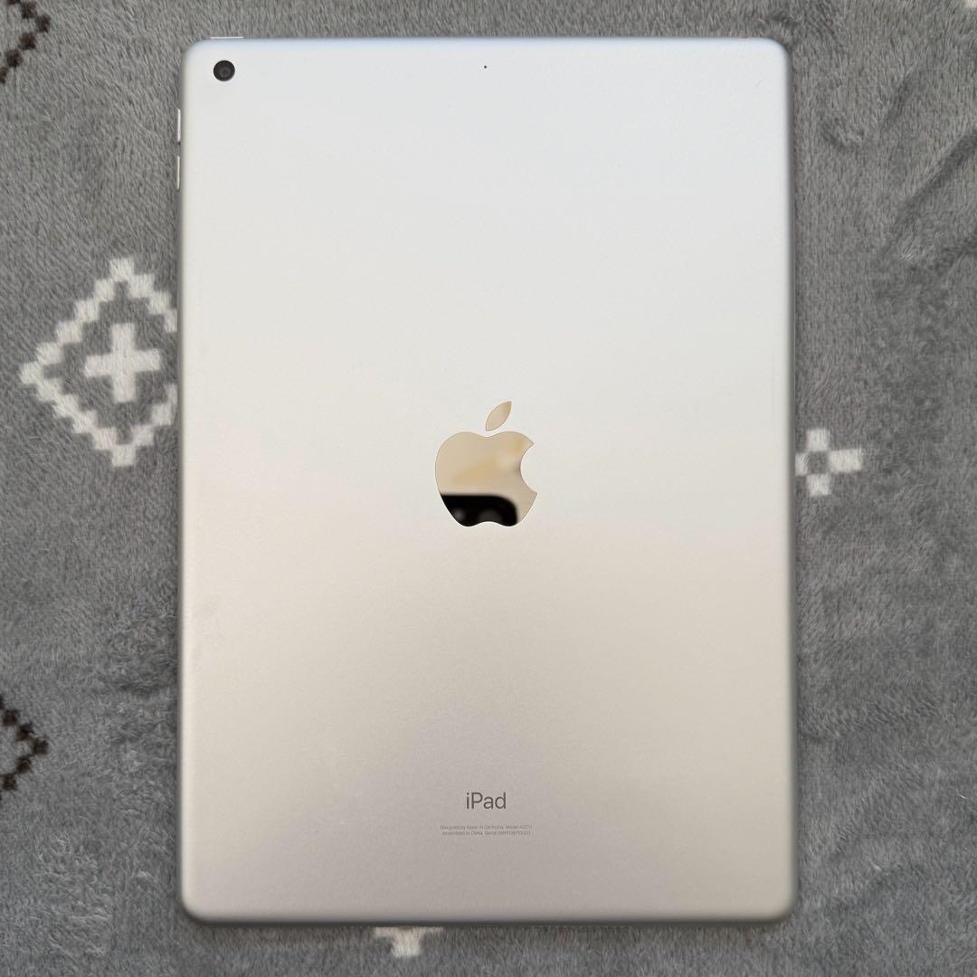 K*u様 【早い者勝ち】iPad 第8世代 32GB WIFIモデル 美品
