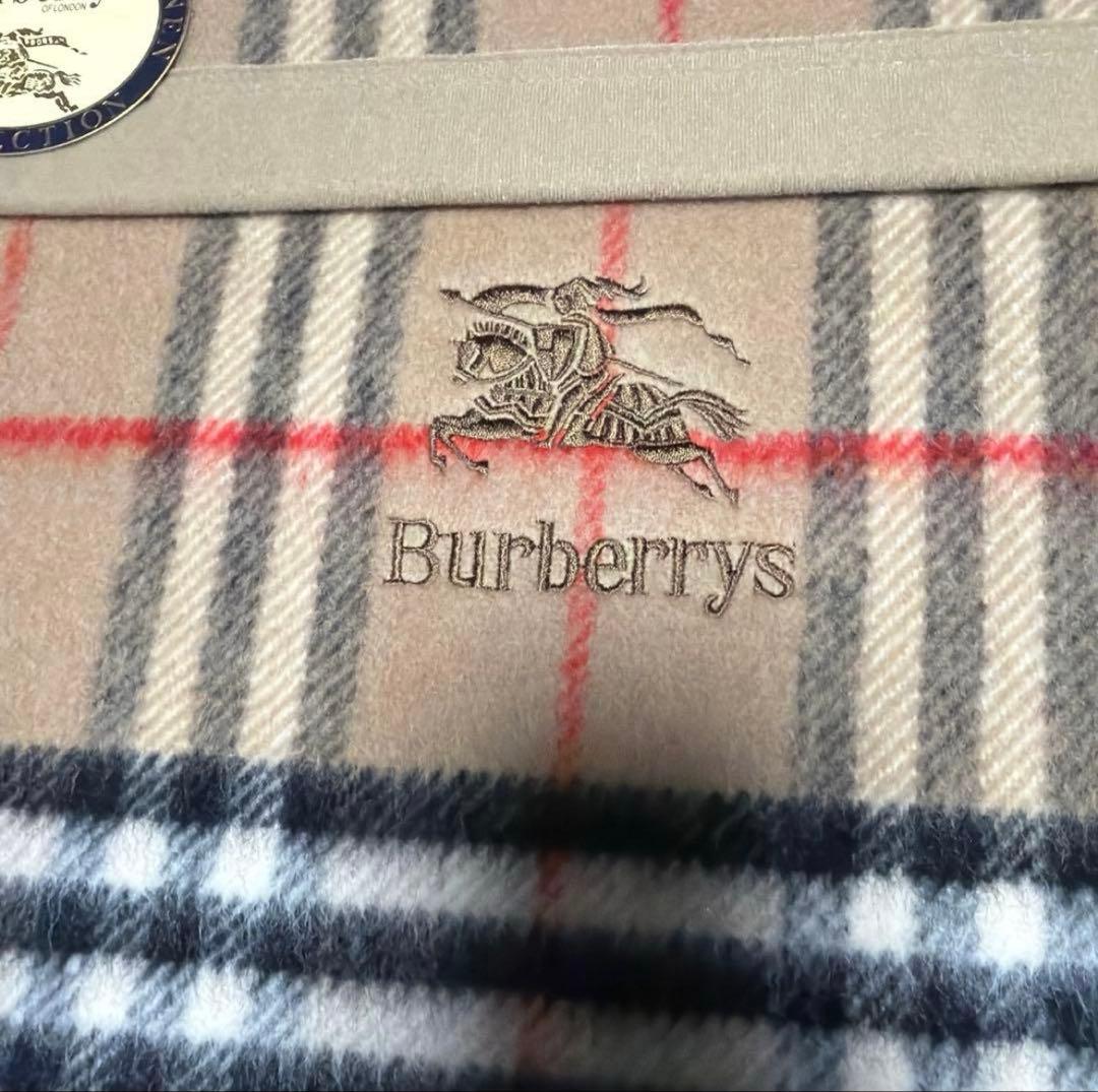 P*e様 【美品】Burberrys 純毛　未使用　毛布