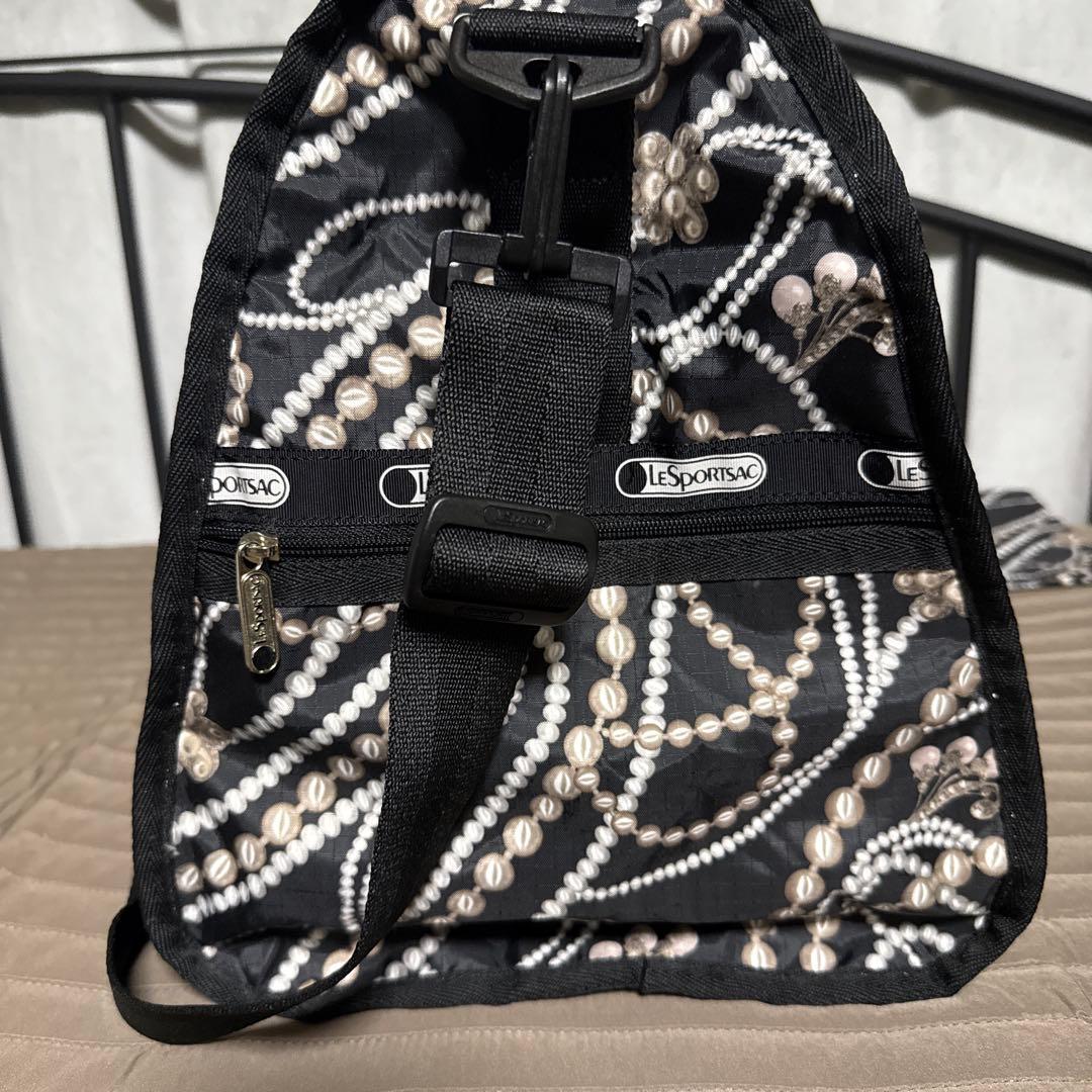 極美品　LeSportsac レスポートサックチャールストンポーチ付き未使用級