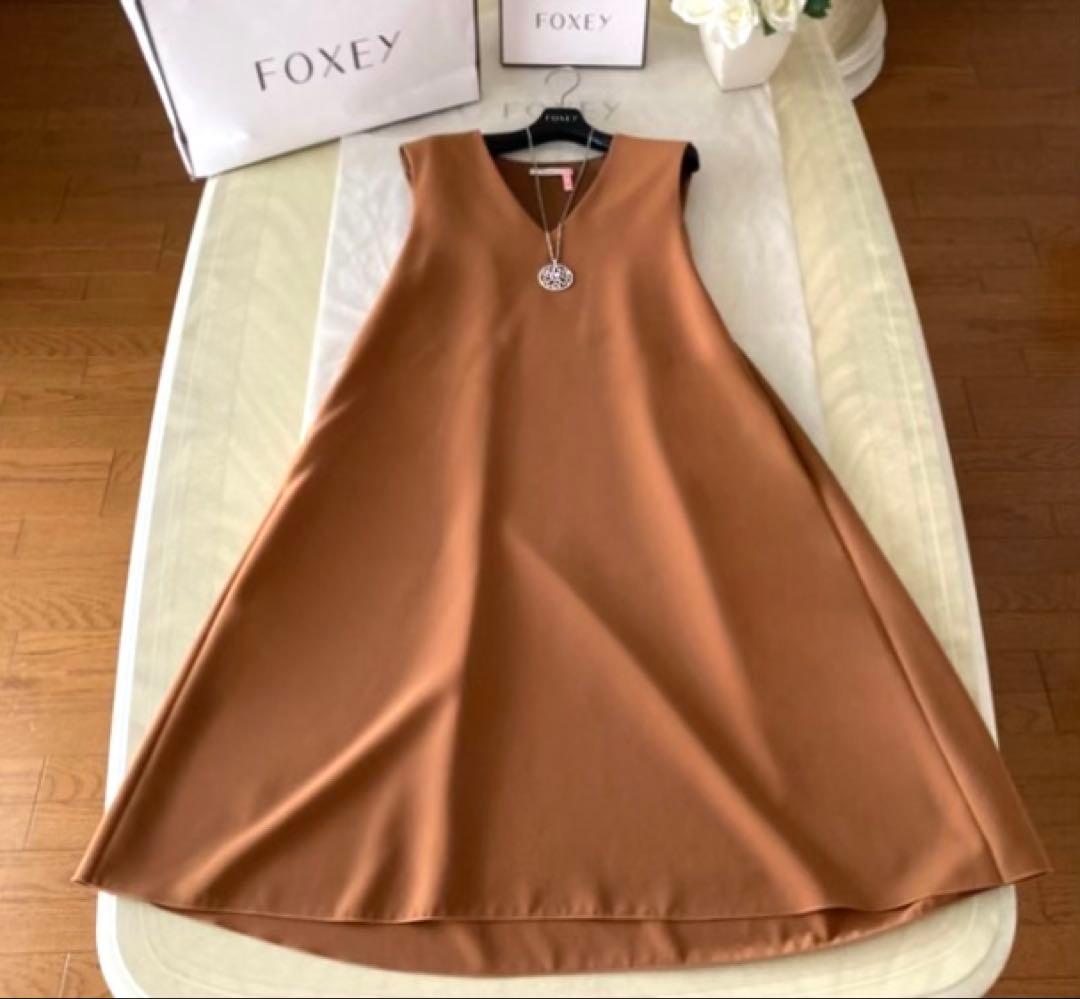 フォクシー デイジーリン ワンピース Bell Flare ベルフレア