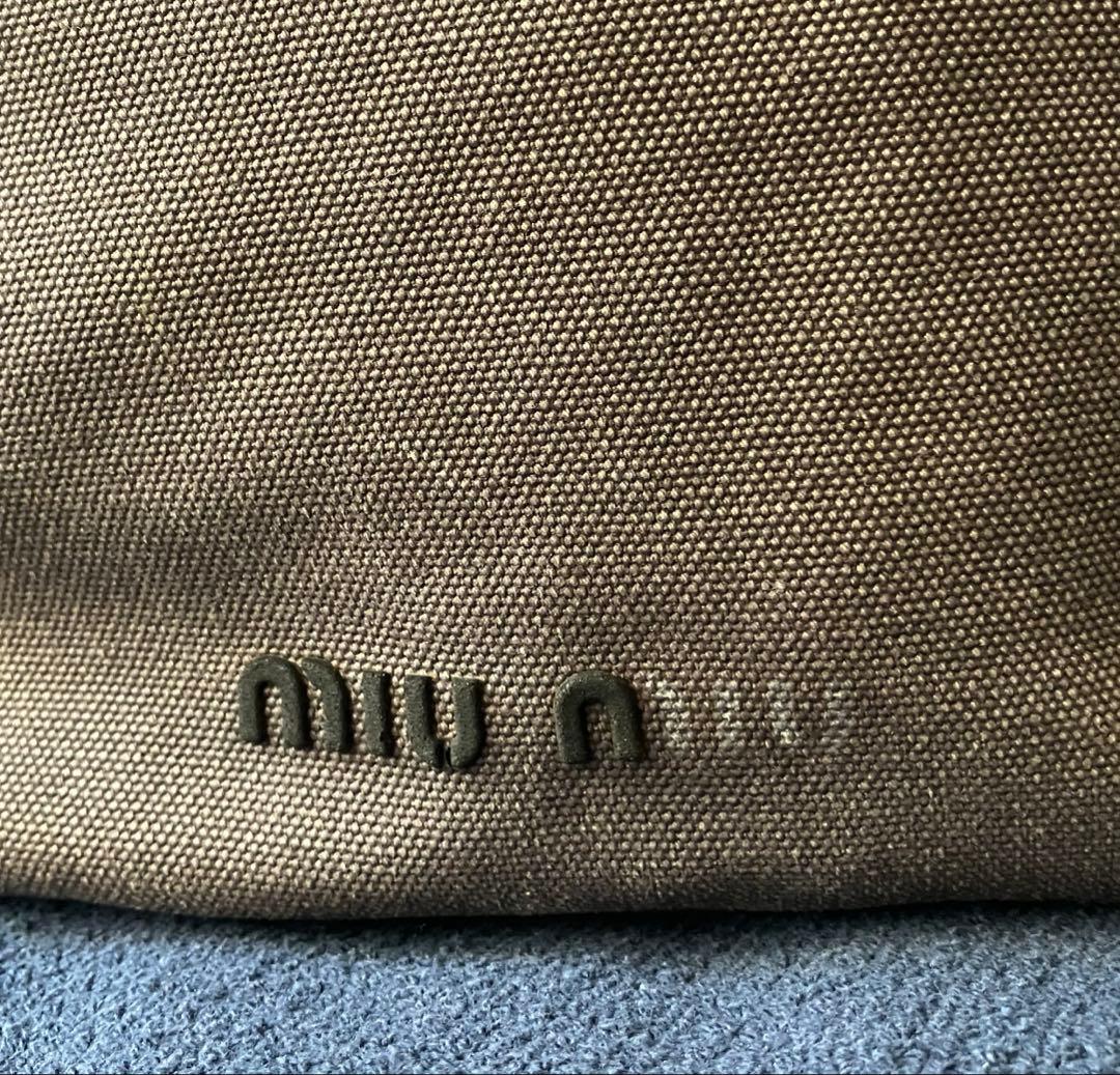 ミュウミュウ　ボストンバッグ　miumiu