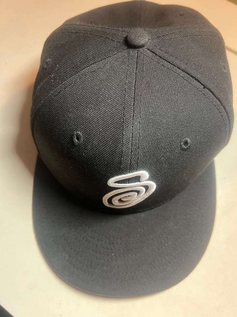 STUSSY×NEW ERAキャップ
