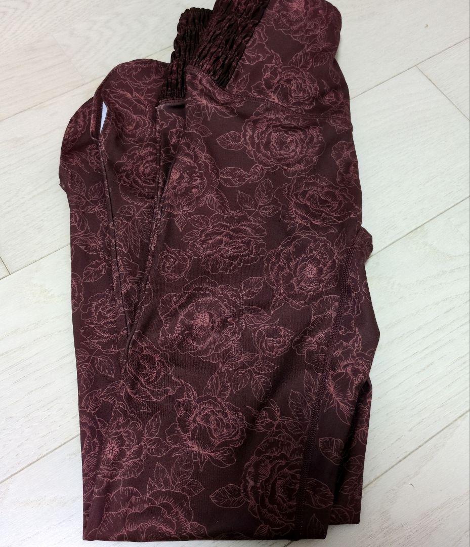 lava sukala 花柄ダークレッドハイウエストレギンスM
