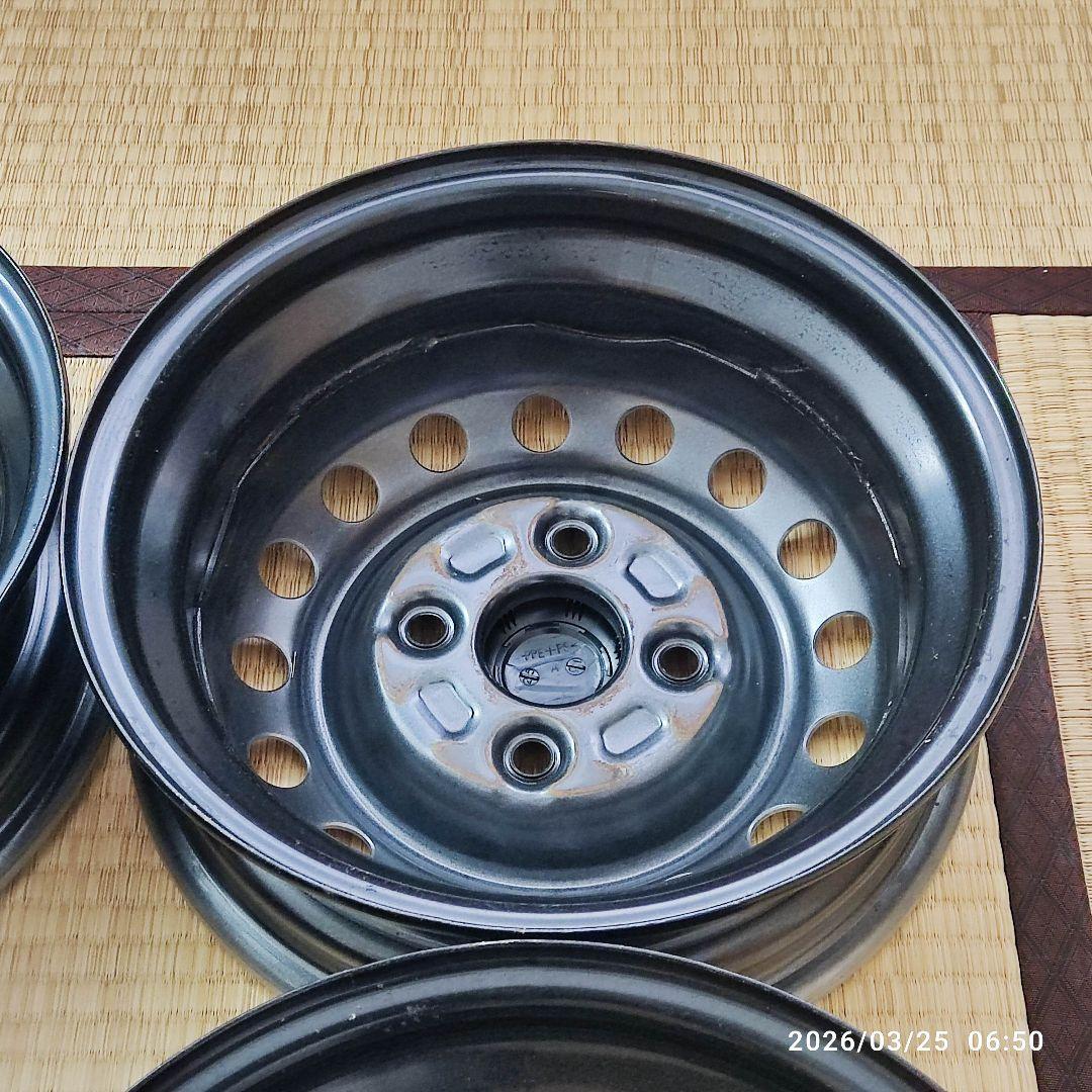 1シーズン使用　ダイハツ　純正　ハイゼット　12インチ 4.00B +40 4穴