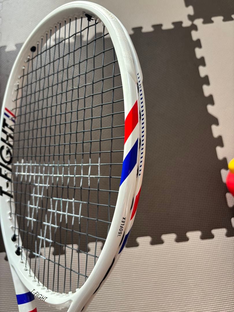 テクニファイバー　T-FIGHT 305g 98in²