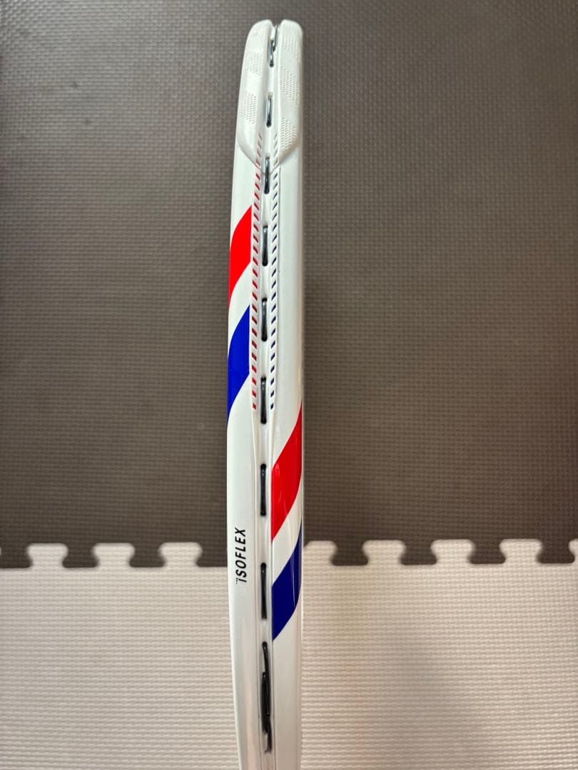 テクニファイバー　T-FIGHT 305g 98in²