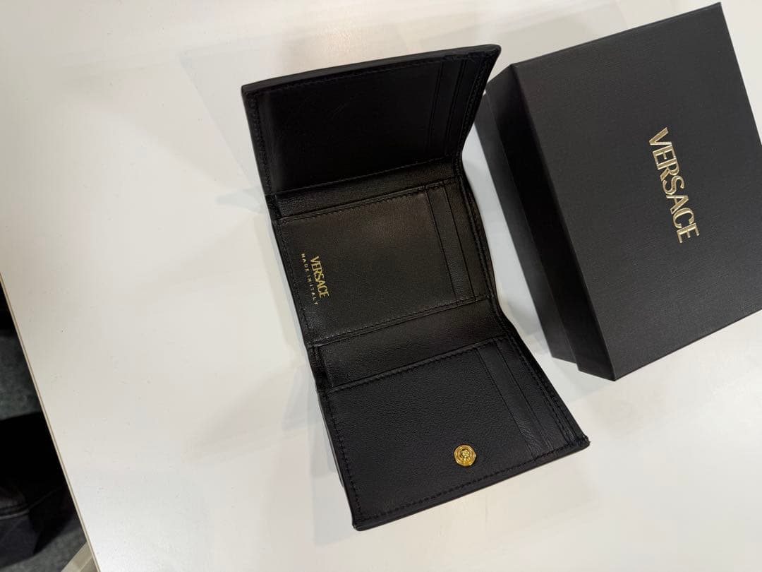 VERSACE ブラック 三つ折り財布