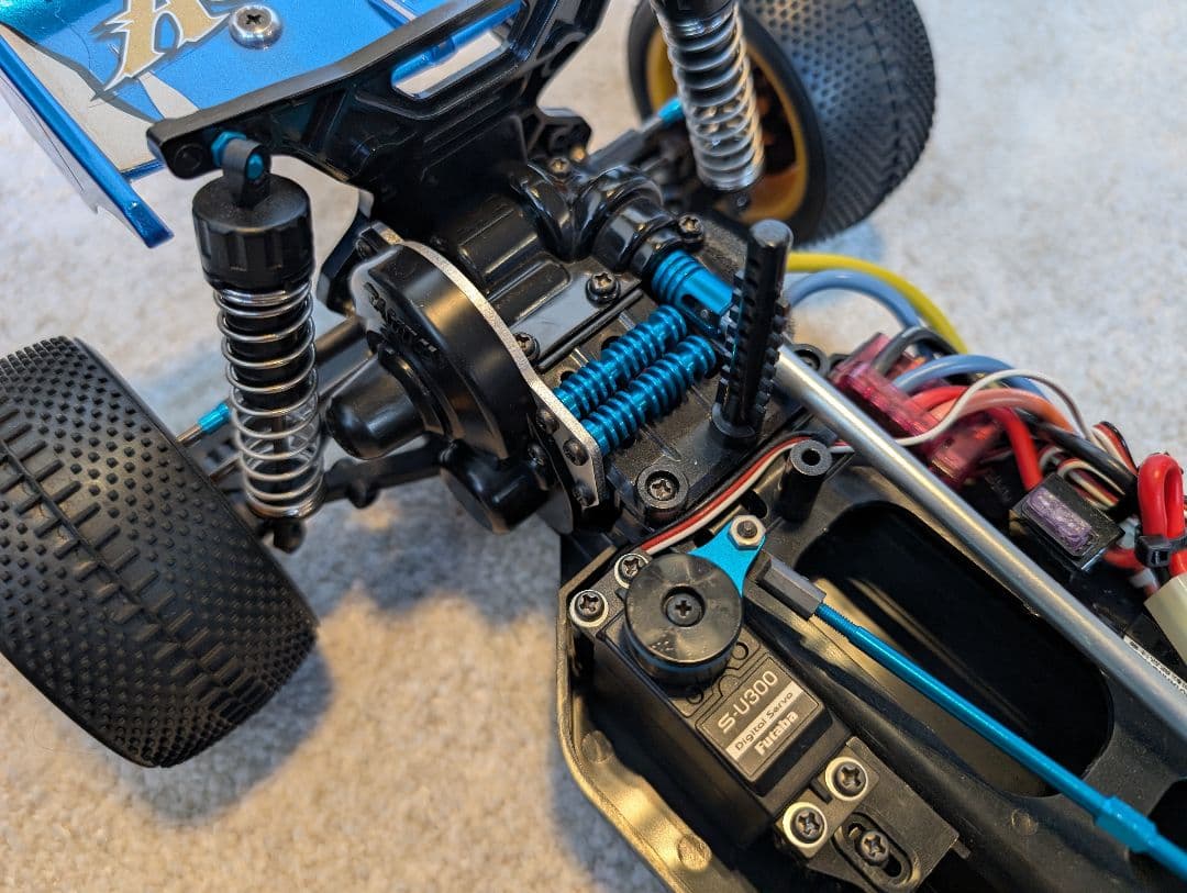 タミヤ　アバンテ MK-II 新品組立済