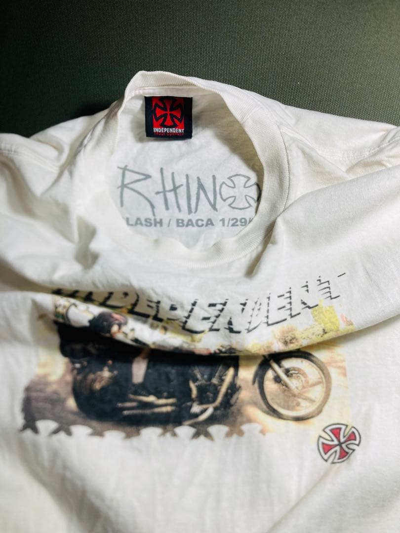 ま*さ様 INDEPENDENT Rhino Photo Tシャツ Lサイズ イ