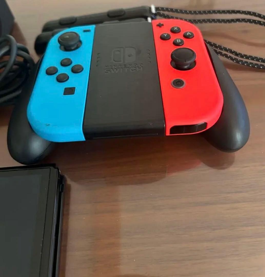Switch 本体 ネオンカラー ＋ マリオ人気ソフト3本 ＋ ケース セット
