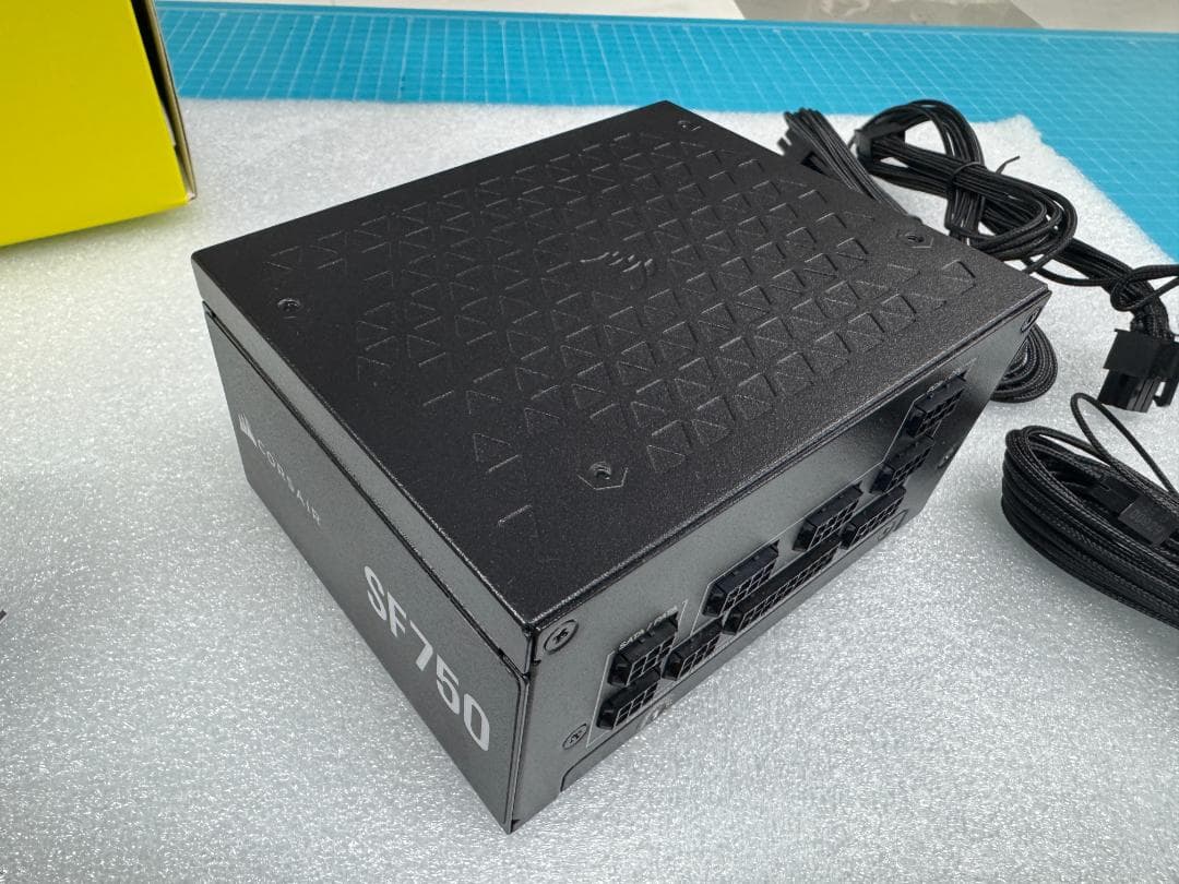 Corsair SF750 SFX電源 PLATINUM電源 2024年
