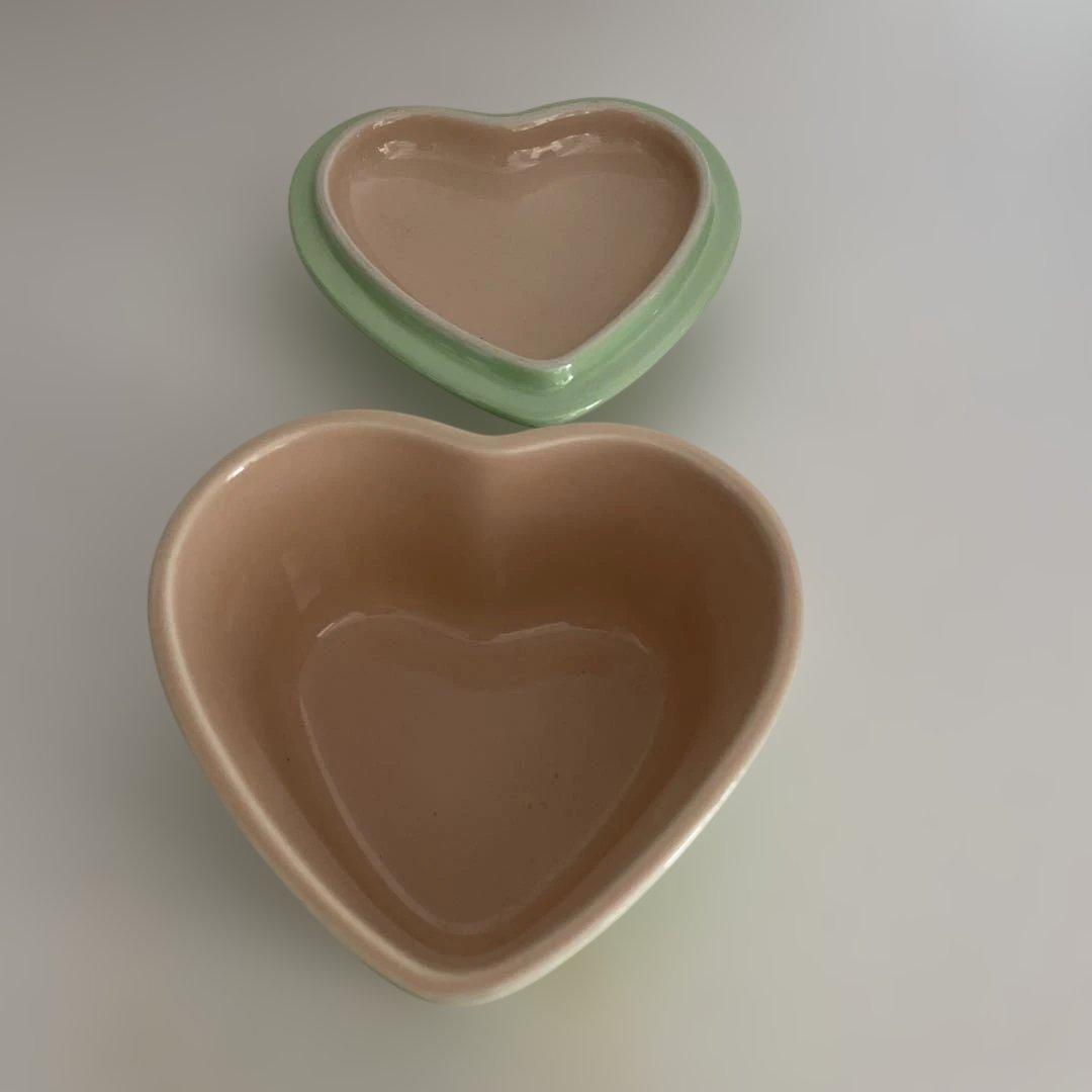 LE CREUSET ハート型鍋 レッド　ダムール&ハート型ココット　グリーン