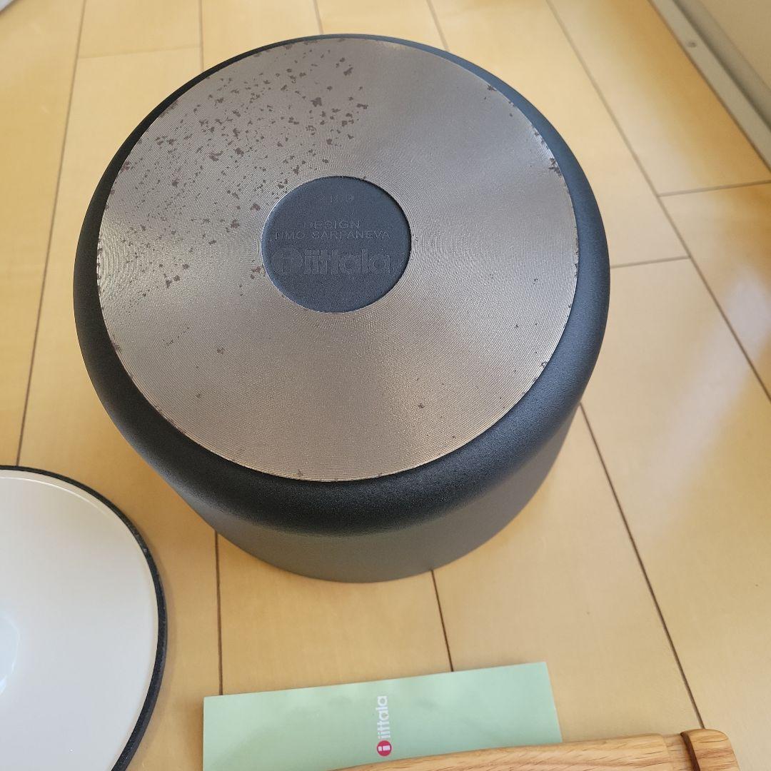イッタラ　サルパネブァ　キャセロール
