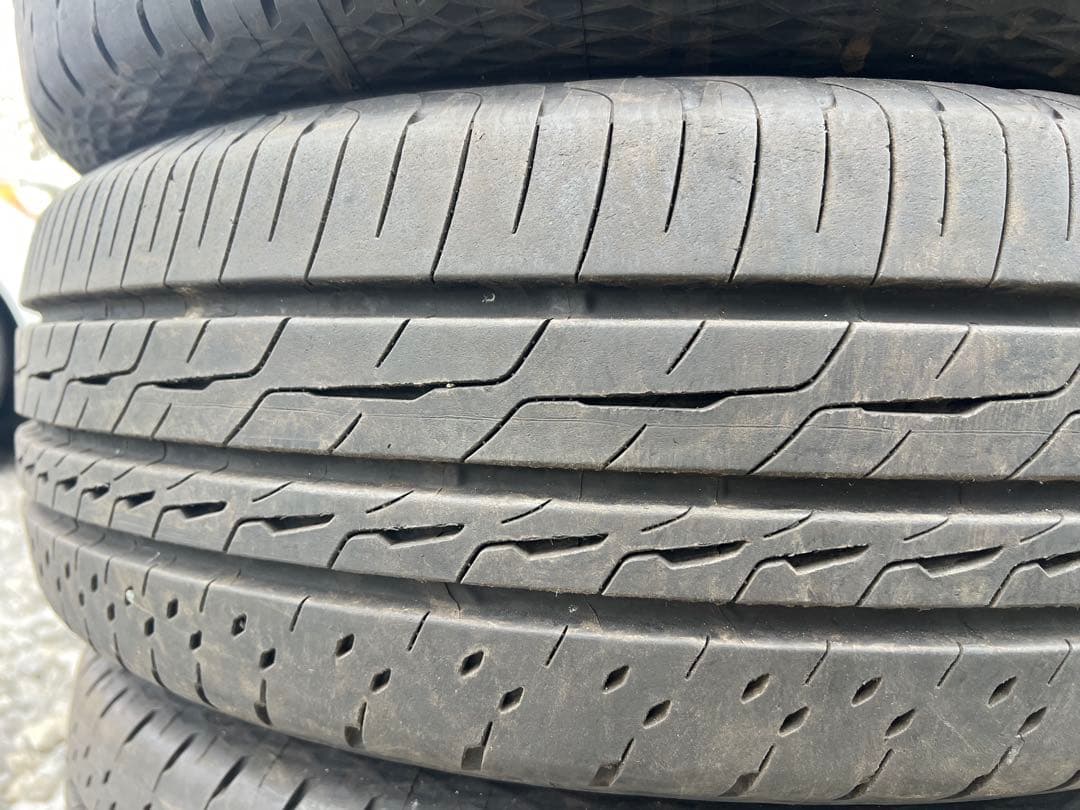 ブリヂストン　レグノ　GR-X3 TYPE rv 215/65r16 25年製