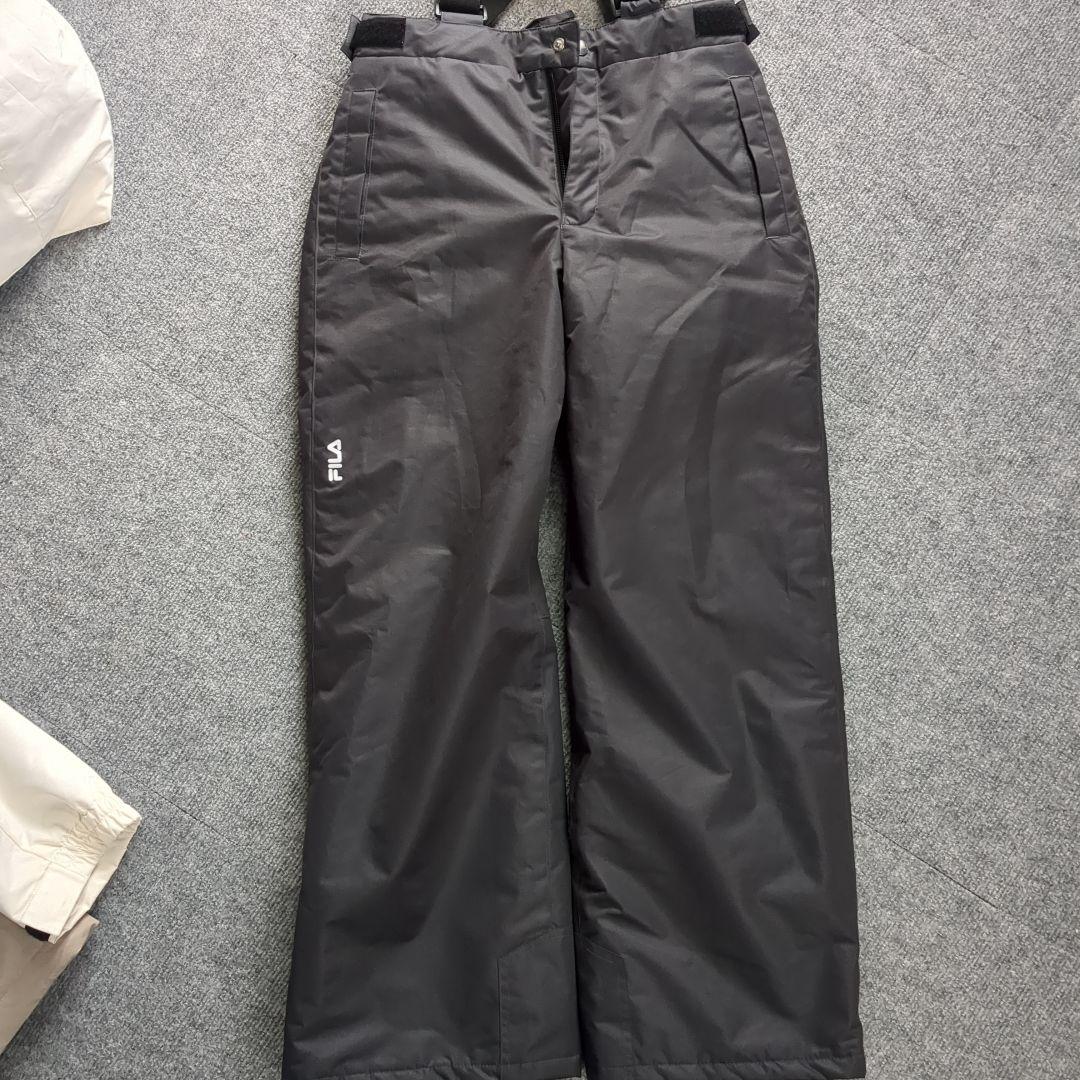 FILA スキーウェア 150cm オフホワイト ベージュ　ブラック 上下セット
