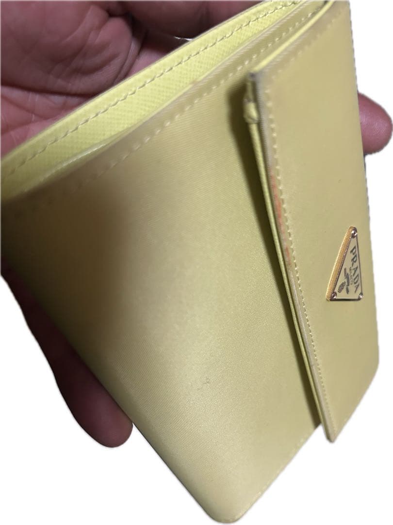 も*ウ様 PRADA 三つ折り財布