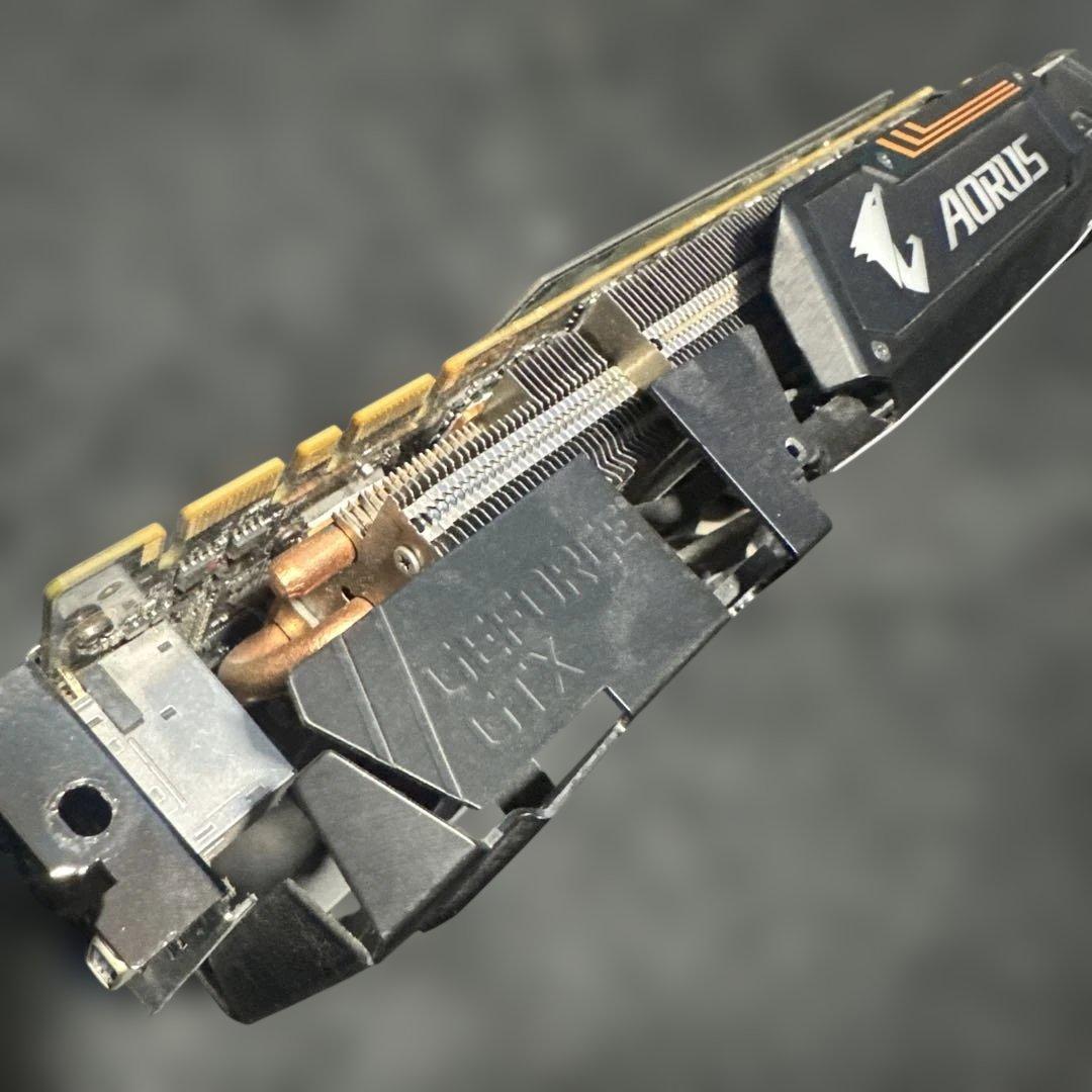 G*i様 AORUS グラフィックボード 3ファンgtx1080ti ジャンク