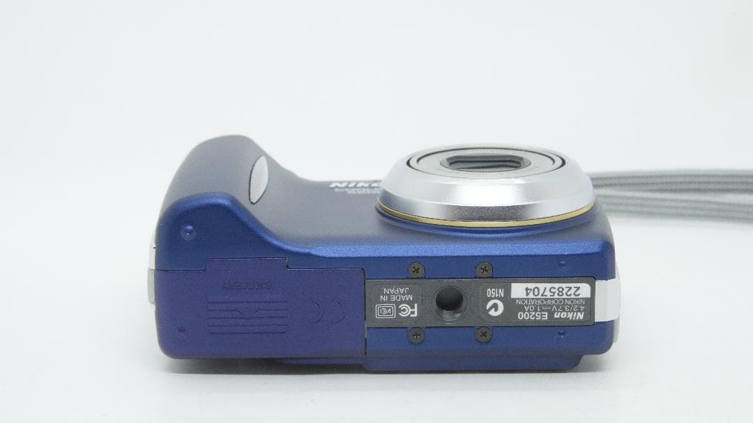 【A3313】 NIKON COOLPIX E5200 ニコン クールピクス