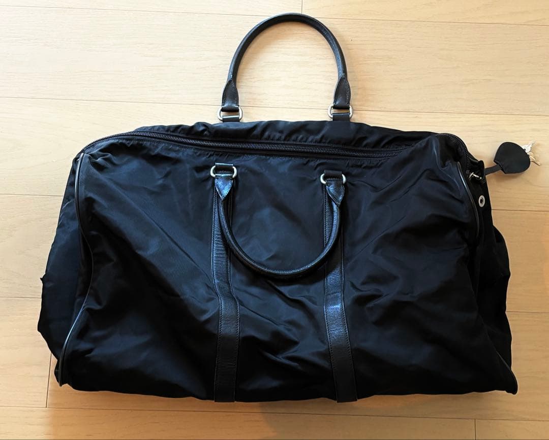 PRADA ブラック ナイロン ボストンバッグ
