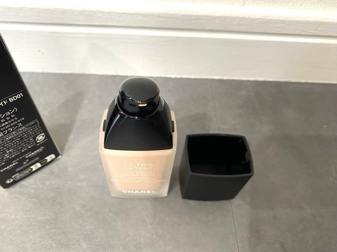 CHANEL(シャネル) ウルトラ ル タン フリュイド 30mL BD01