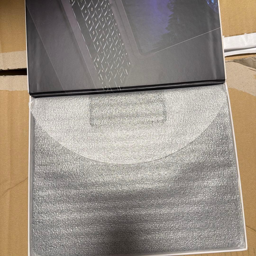 新品未開封　SLIM FOLIO iPad Pro 11用 iK1173