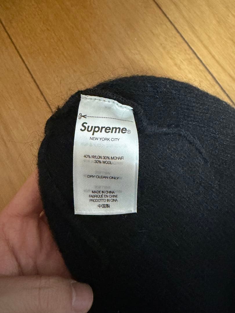 Supreme 黒 ニット帽・ビーニー