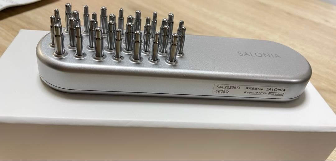 サロニア　SALONIA EMS LIFT BRUSH EMSリフトブラシ