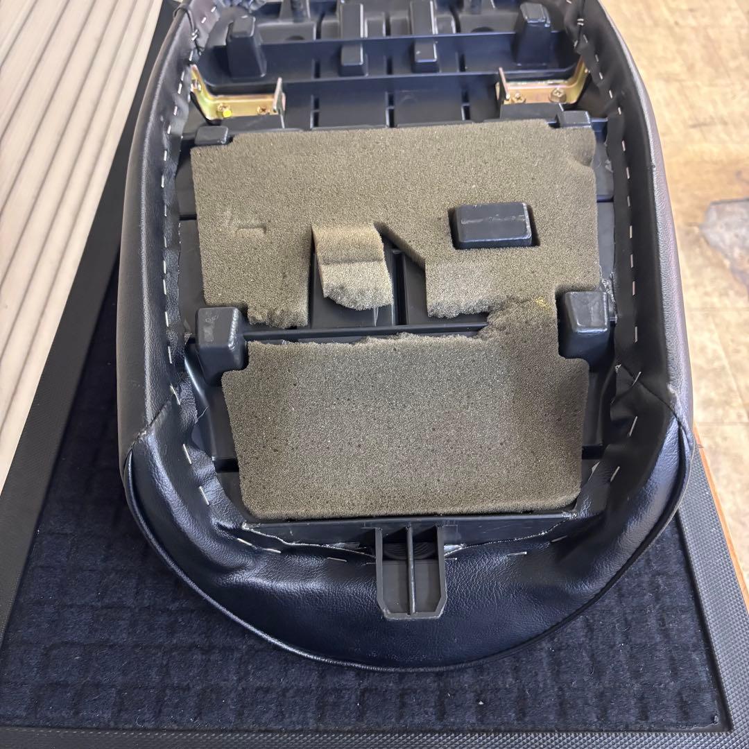 ゼファー750 シート Z2 仕様